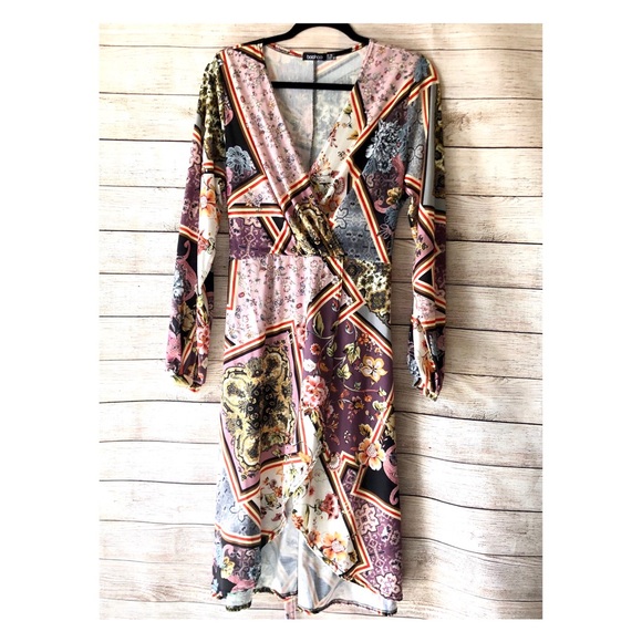 BooHoo Floral V Neck Long Sleeve Midi Dress NWOT - Picture 3 of 8